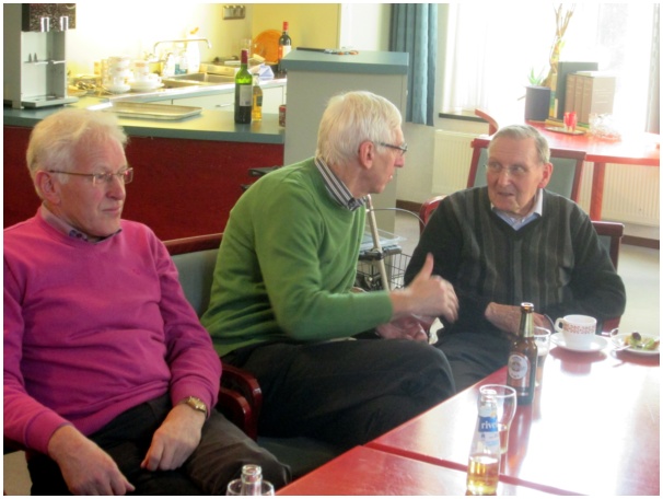 584x433 pixels (91K)