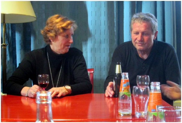 584x389 pixels (91K)