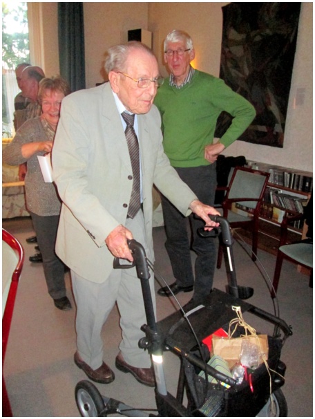 434x583 pixels (106K)