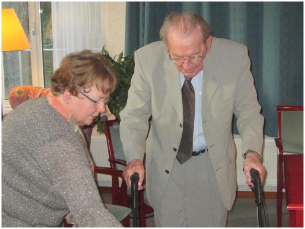 584x433 pixels (88K)